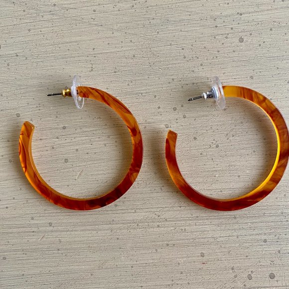 Faux Tortoise Shell Hoop Earrings - Picture 1 of 5
